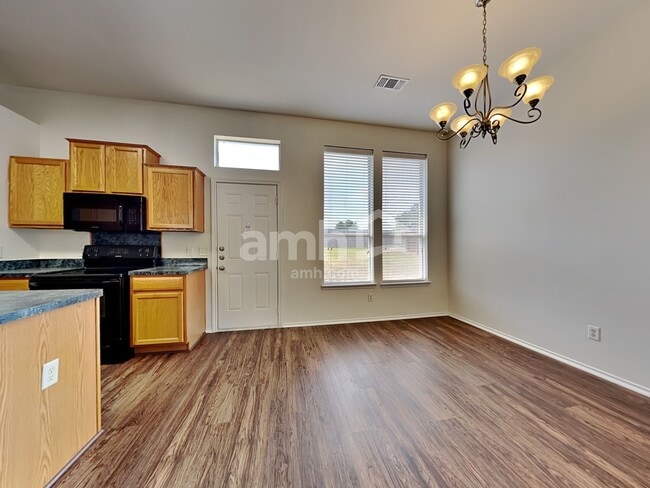 Foto del edificio - 1410 Loma Linda Ter