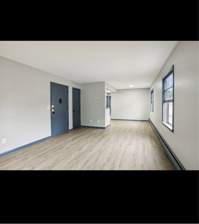 Building Photo - 3606 E 34th St