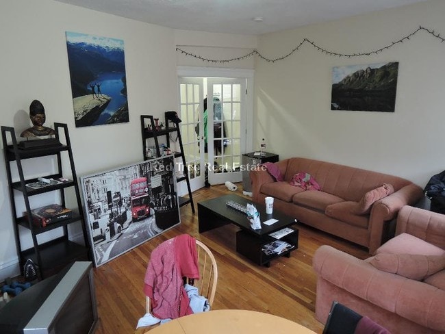 Photo - 183 Strathmore Rd Apartments