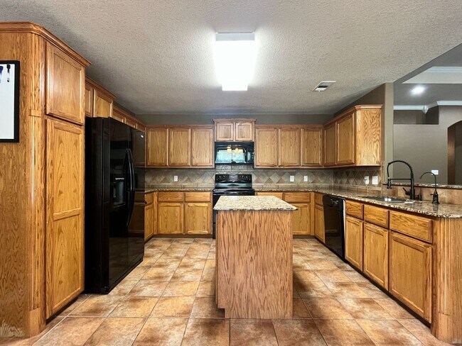 Foto del edificio - 9502 Taylor Renee Dr