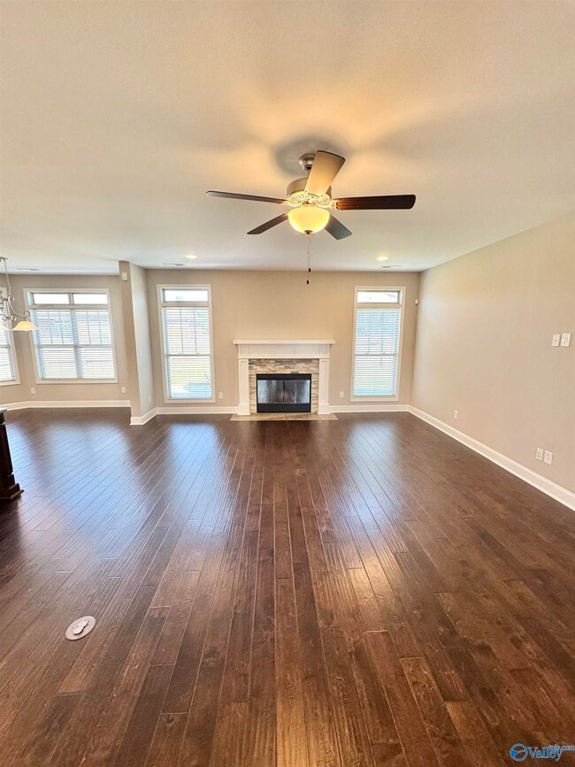 Building Photo - 109 Stonebury Ct