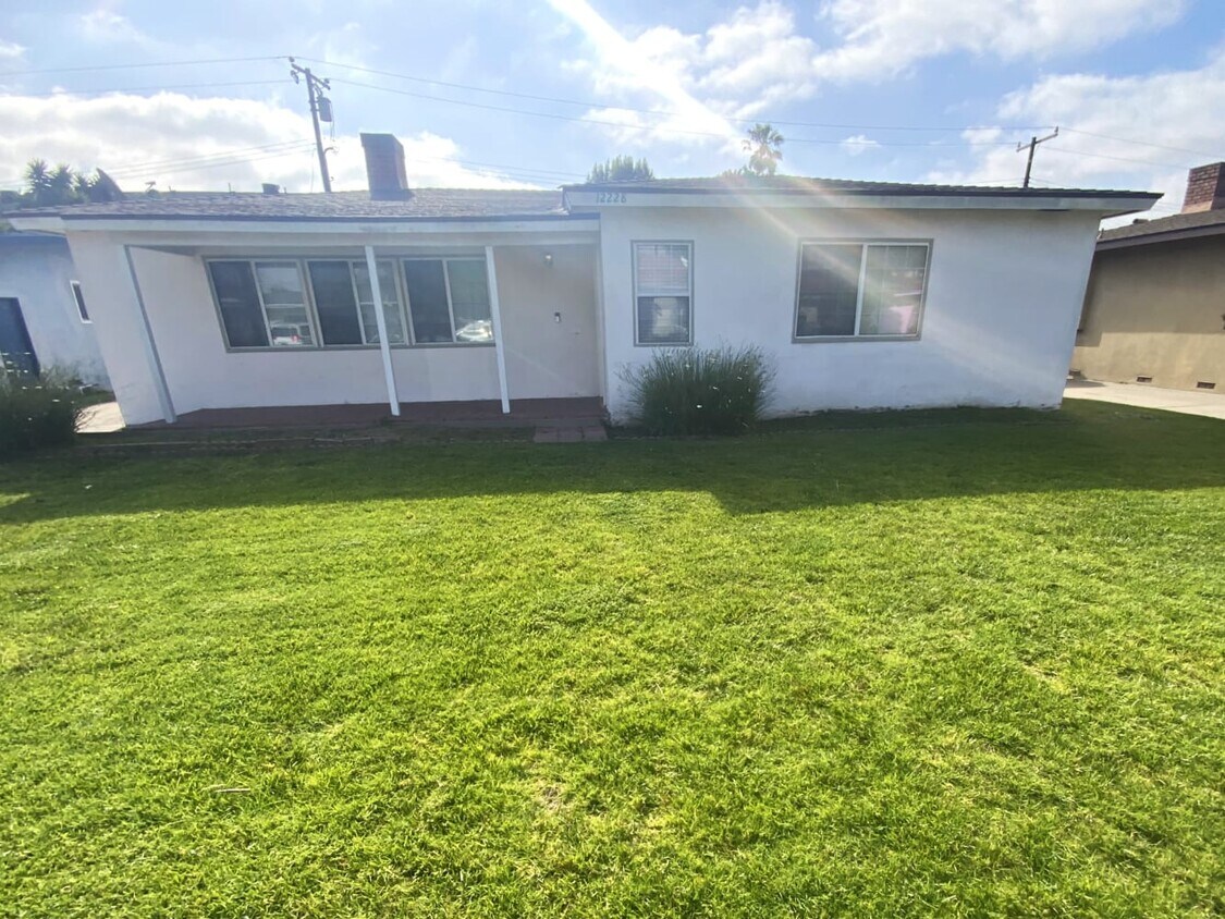 12228 Waldorf Dr House Rental in Lynwood, CA