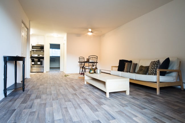 Building Photo - Rustic Village Apartments & Townhomes