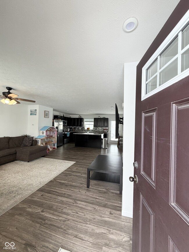 Building Photo - 343 Traditions Pass