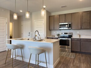 Interior Photo - The Landing at Legends | Specials Available