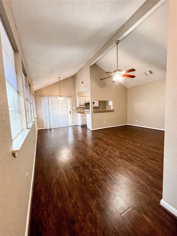 Building Photo - 23539 Pebworth Pl