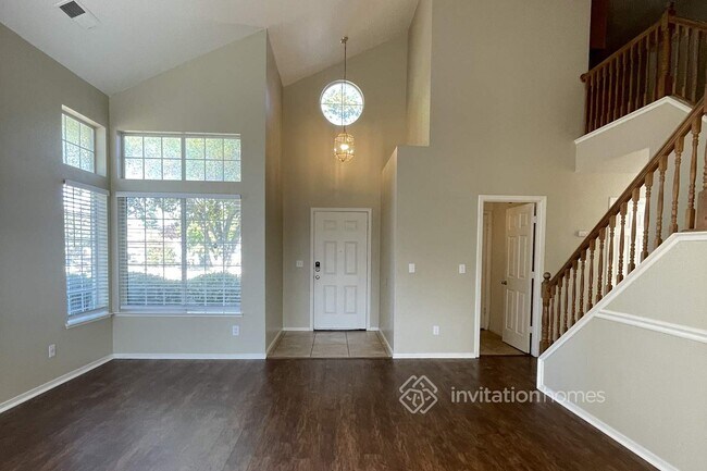 Building Photo - 8299 Gwinhurst Cir