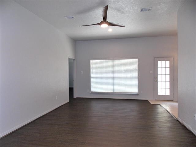 Foto del edificio - 7965 Pecan Dr