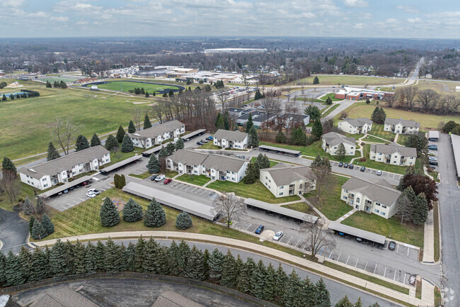 Aerial Photo - Maplewood Square Apartments