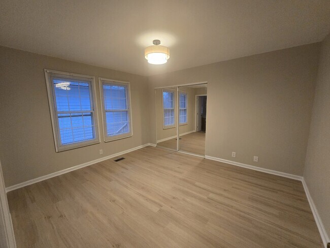 Building Photo - 5211 SC-184