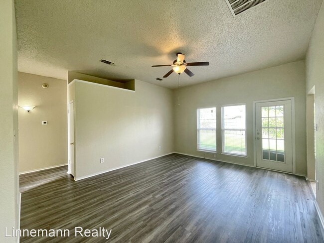Building Photo - 3 br, 2 bath House - 2305 Woodlands Drive