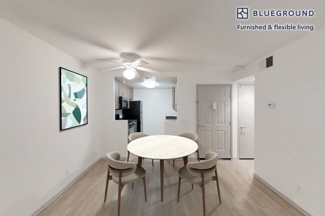 Building Photo - 111 Via Serena