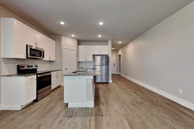 Building Photo - 1501 Marvin Gardens