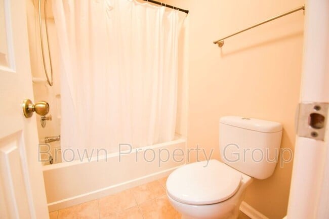 Foto del edificio - 2701 Preston Woods Ln