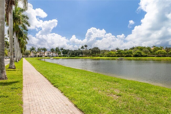 Foto del edificio - 3700 NW 84th Way