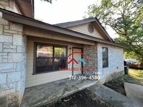 Building Photo - 104 Crest Dr