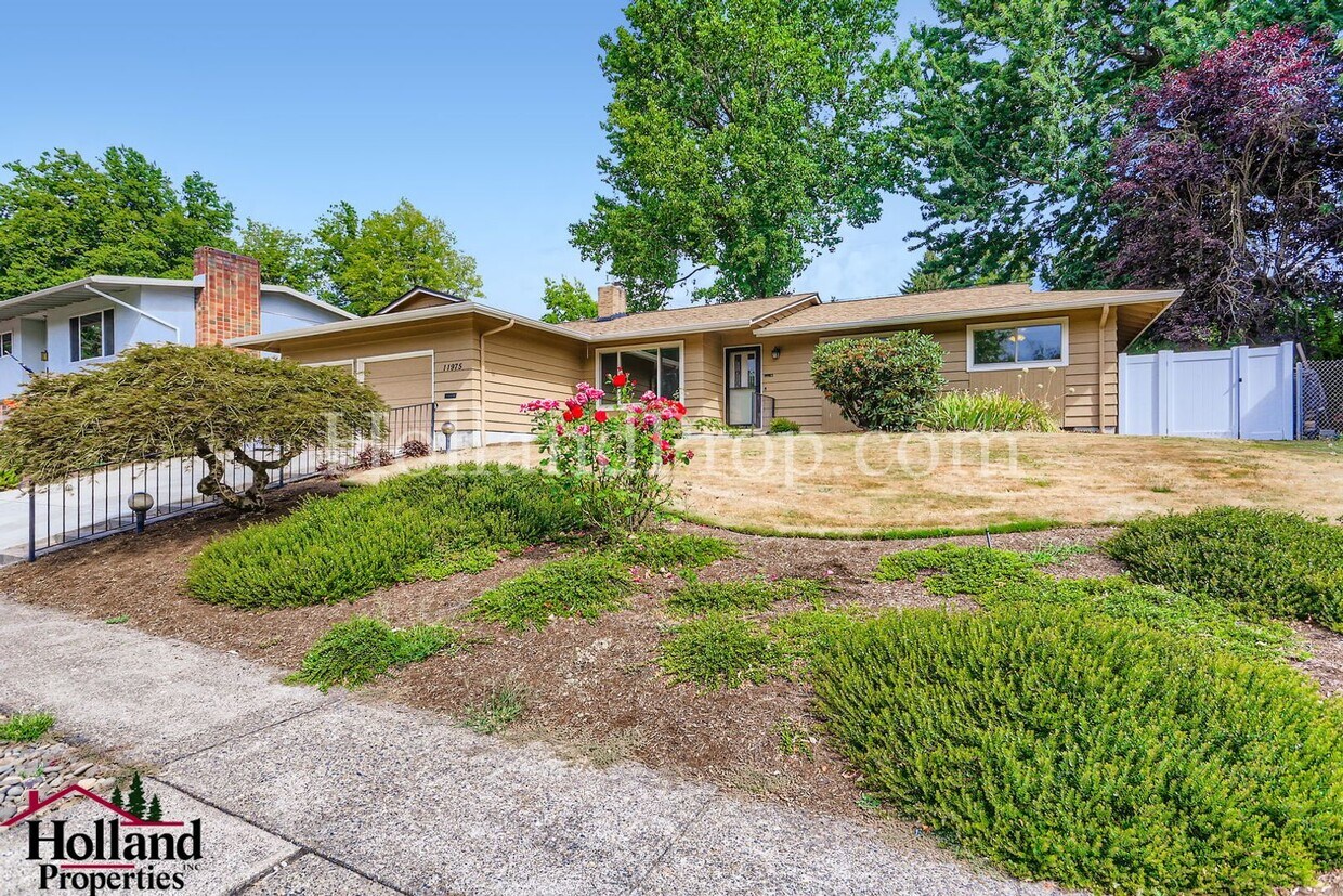 Foto principal - Charming Single-Level 3-Bedroom Home with ...