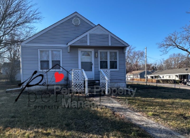 1327 W 24TH St S, Independence, MO 64052 House Rental in Independence