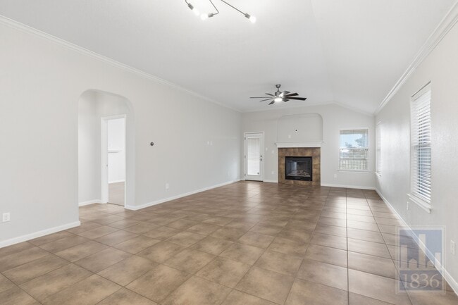 Foto del edificio - 420 Torrington Dr