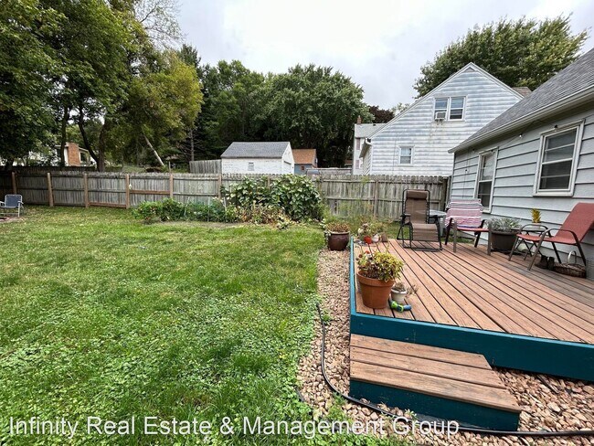 Foto del edificio - 3 br, 1 bath House - 1507 7th Ave NW