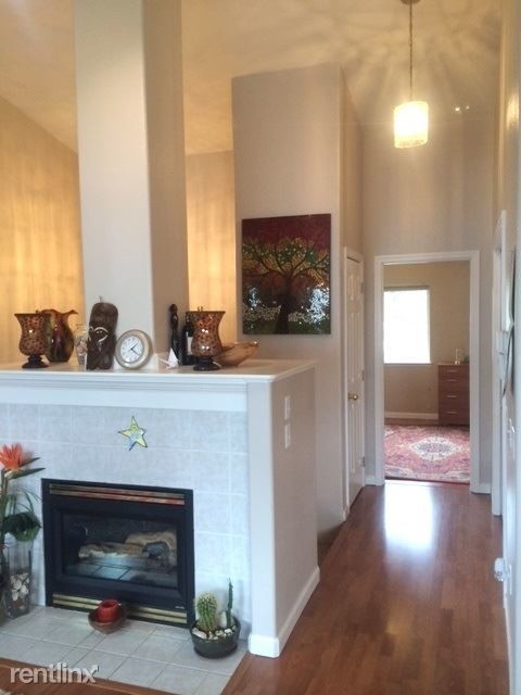 Foto del edificio - 6233 Laurel St