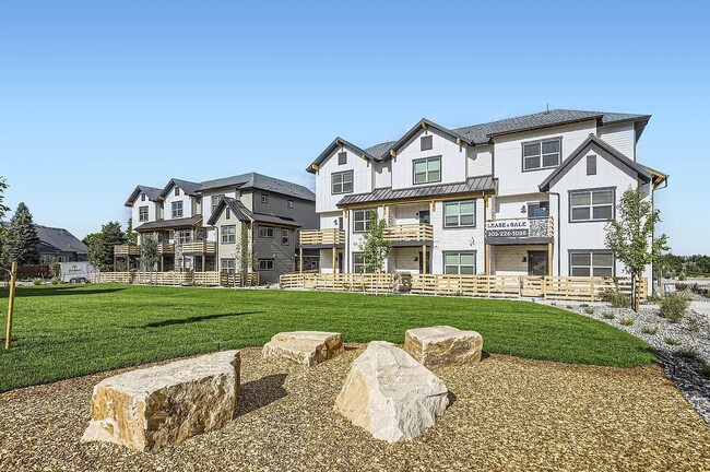 Foto del edificio - Barry Linn Townhomes