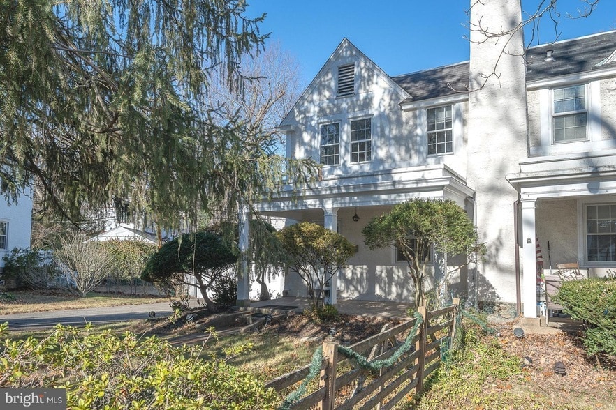 Photo - 515 Beechwood Ln