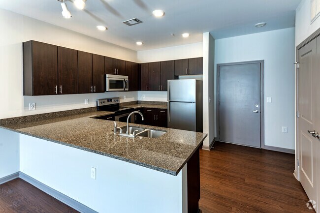 1HAB, 1BA - 829 ft² - Marvel at Plaza Midwood