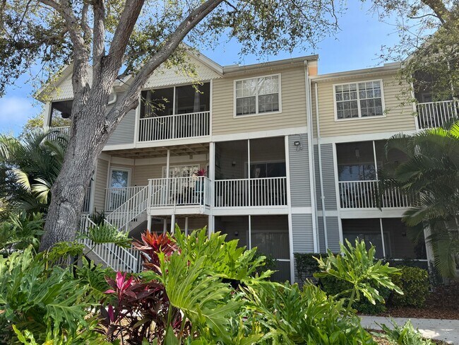 Foto del edificio - 2 Bedroom 2.5 Bath Condo (Central Park II Condominiums)