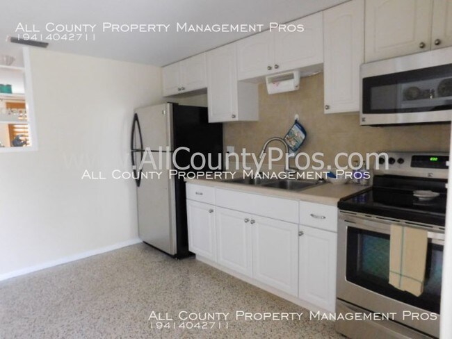 Foto del edificio - Heart of Sarasota SFH Home w/ Lanai, Big F...