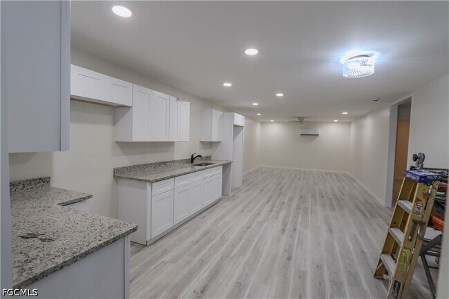 Building Photo - 2222 Unity Ave