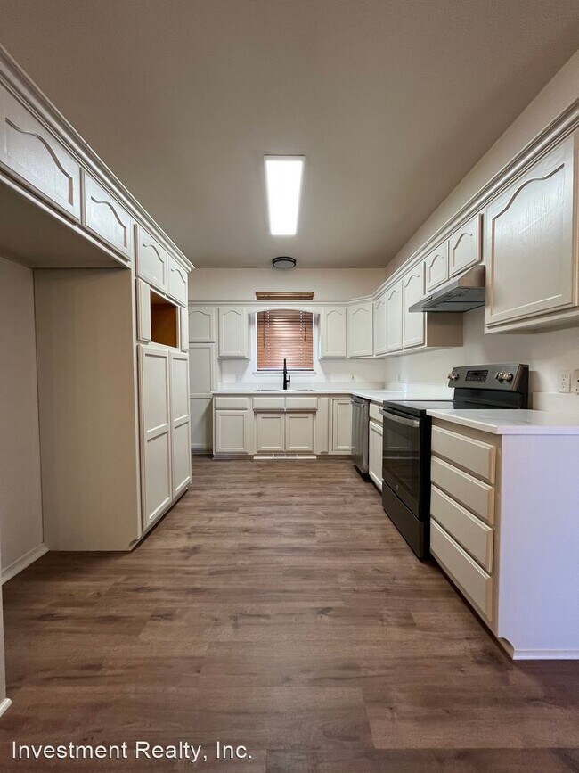 Foto del edificio - 3 br, 2 bath House - 311 North Dogwood Ave