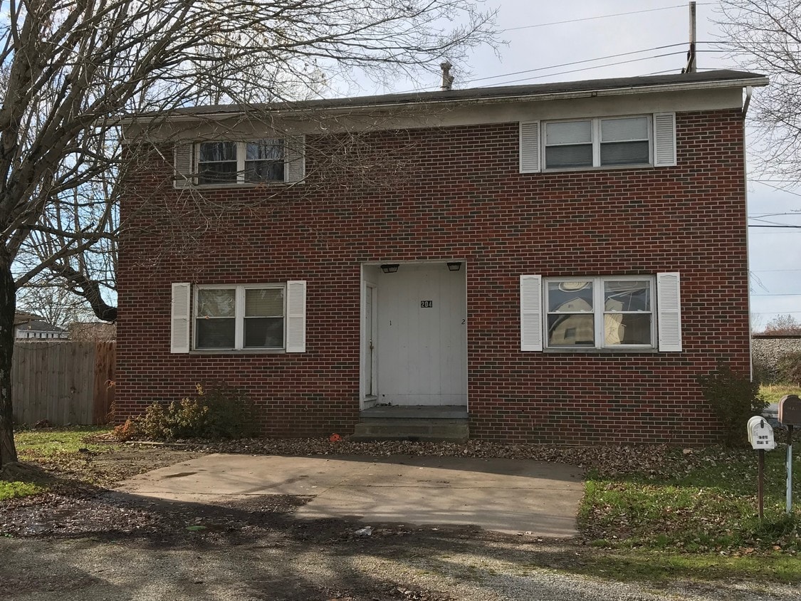 Primary Photo - 204 Brubaker Dr