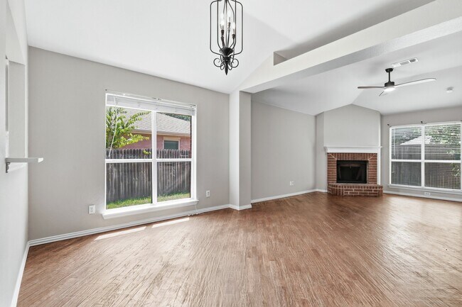 Foto del edificio - 3BR/2.0BA Single Family - Little Elm