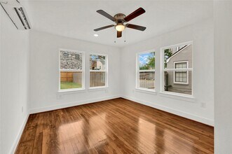 Building Photo - 6620 Lawndale St