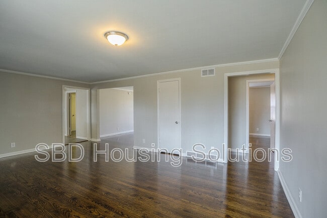 Foto del edificio - 8008 E 99 Terrace