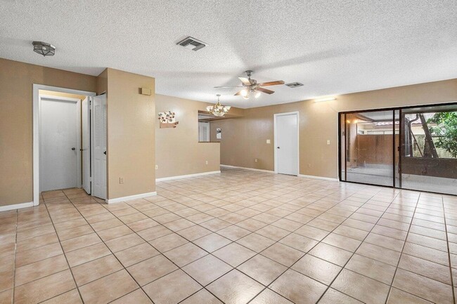 Building Photo - 2780 Norfolk Pine Ct