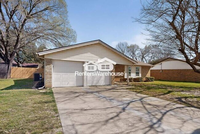 Foto del edificio - Completely Refreshed North Richland Hills Home