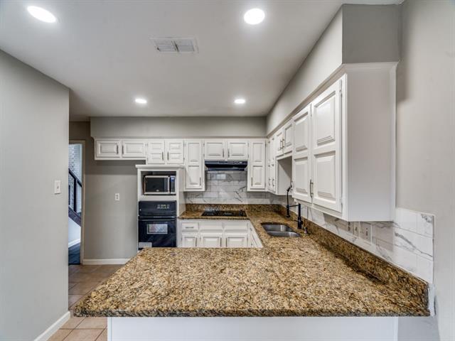 Building Photo - 3102 Townbluff Dr