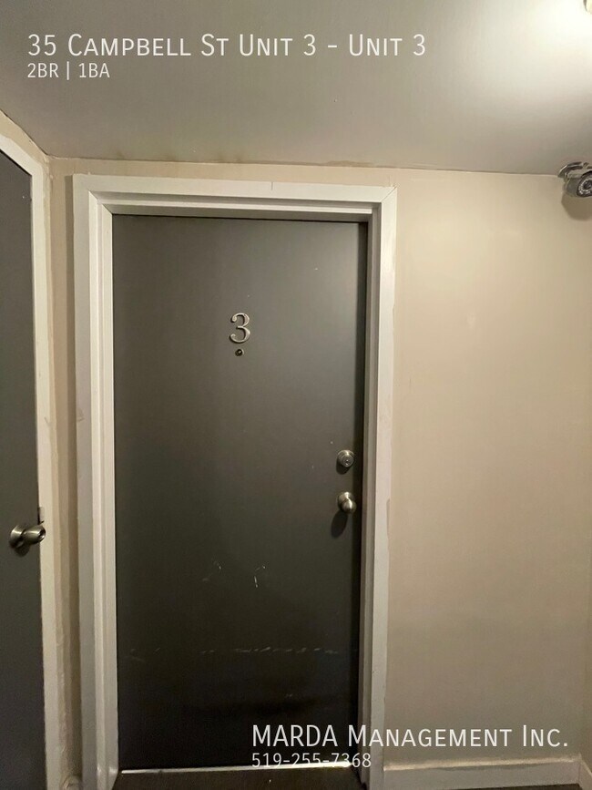 Photo du bâtiment - RENOVATED 2 BED/1 BATH APT IN CHATHAM + HYDRO!!