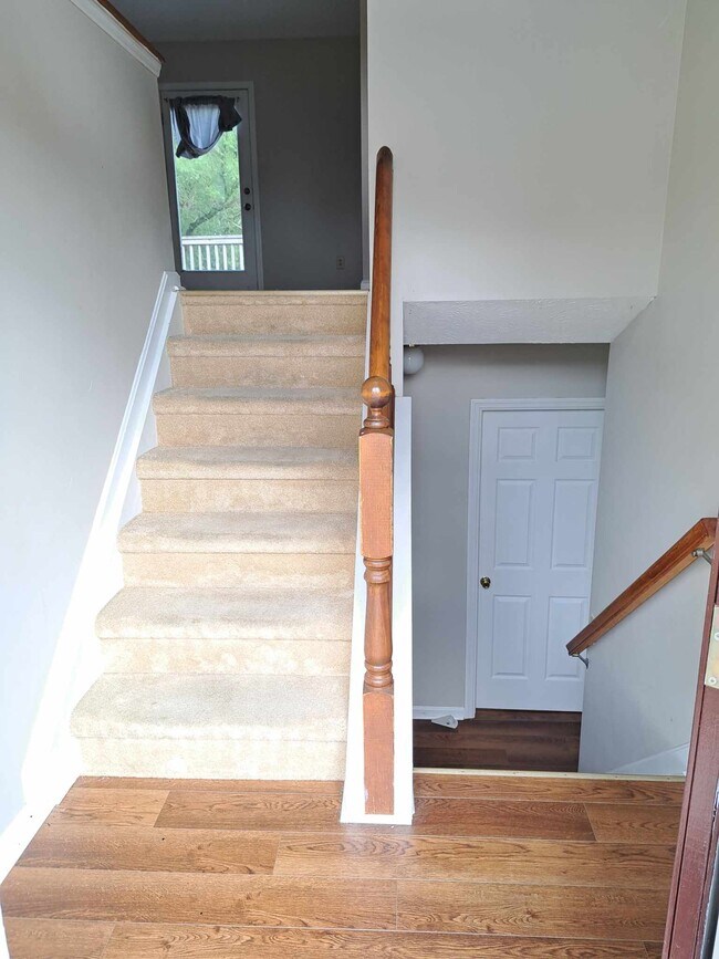 Photo - 377 Aaron Dr House