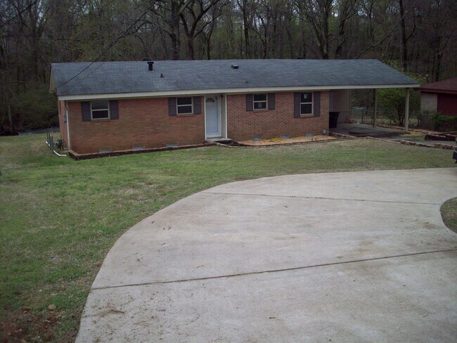 Building Photo - 412 E Lee Ave
