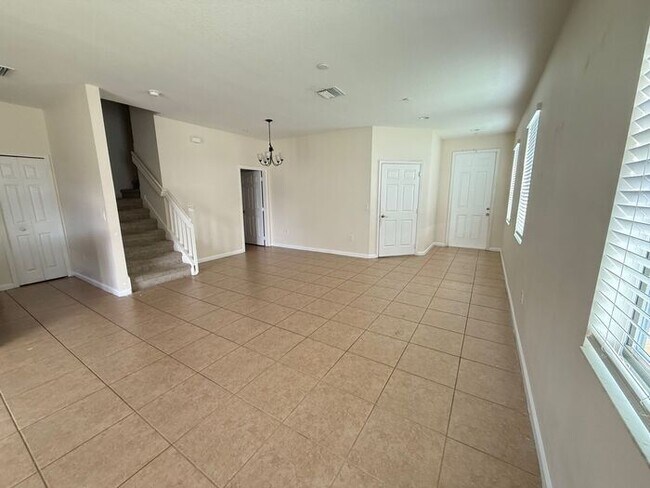 Foto del edificio - 4/2 Orlando Townhome