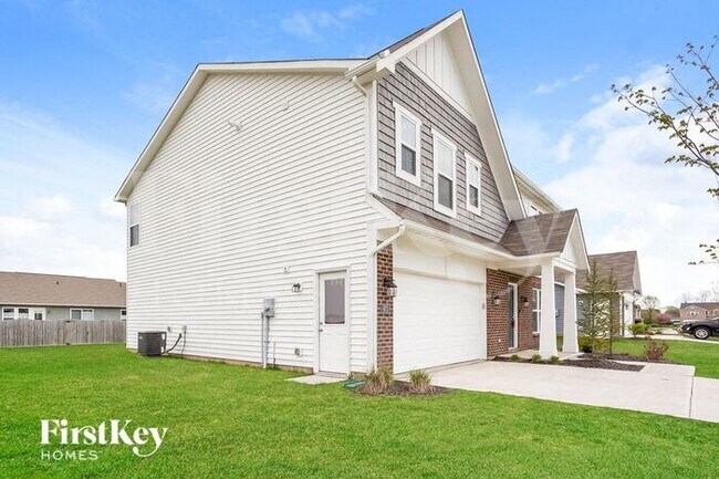 Foto del edificio - 671 Springdale Ln
