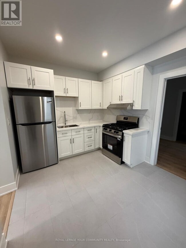 Building Photo - 88 Spruce St