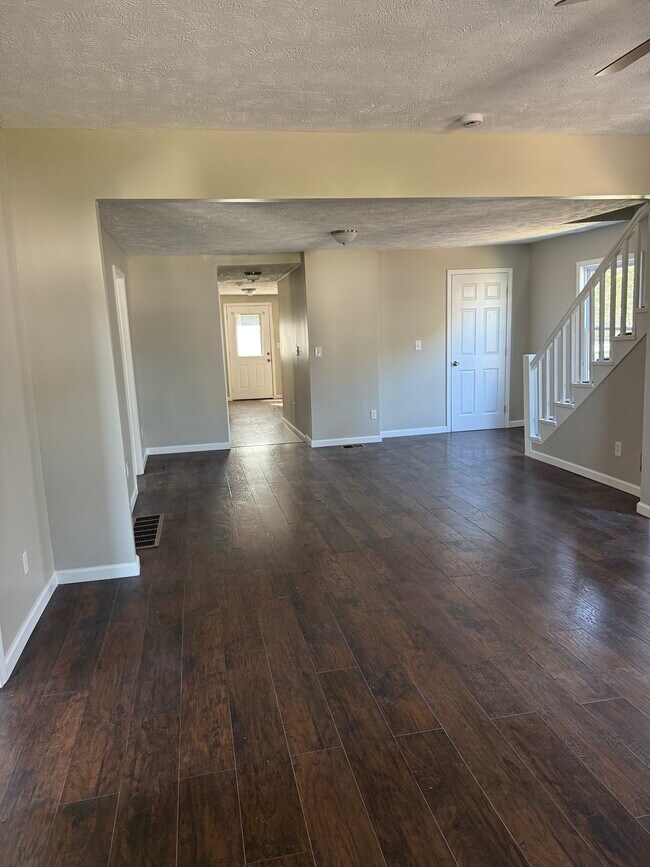 Foto del edificio - 1943 McDonald Ave