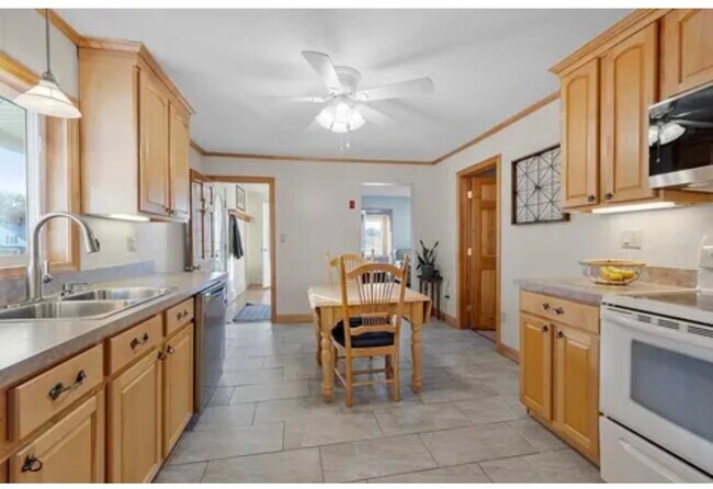 Foto del edificio - 110 Marquette St