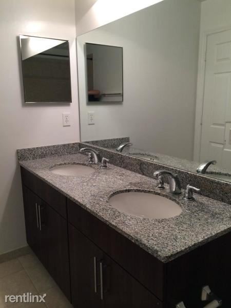 Building Photo - 1 br, 1 bath Condo - 4801 PGA Boulevard