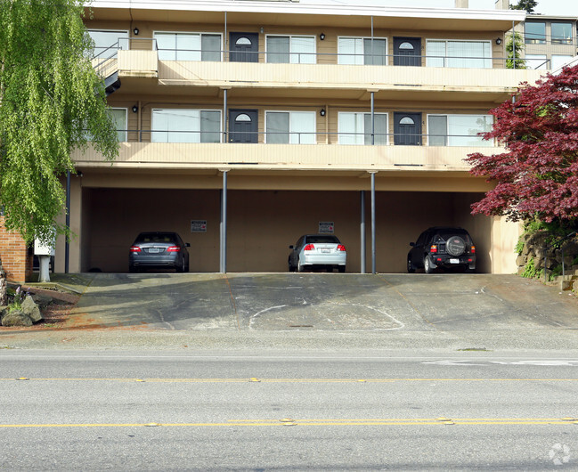 Building Photo - 845 W Nickerson St