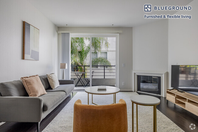 Building Photo - 13603 Marina Pointe Dr